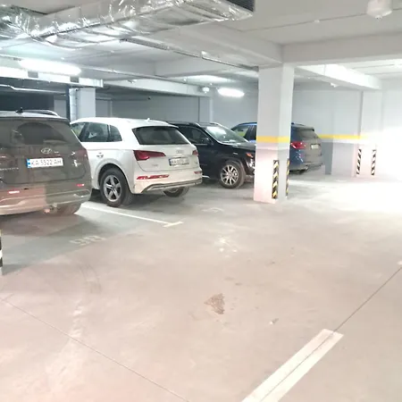 Apartment Airport 24&24 Car Parking *